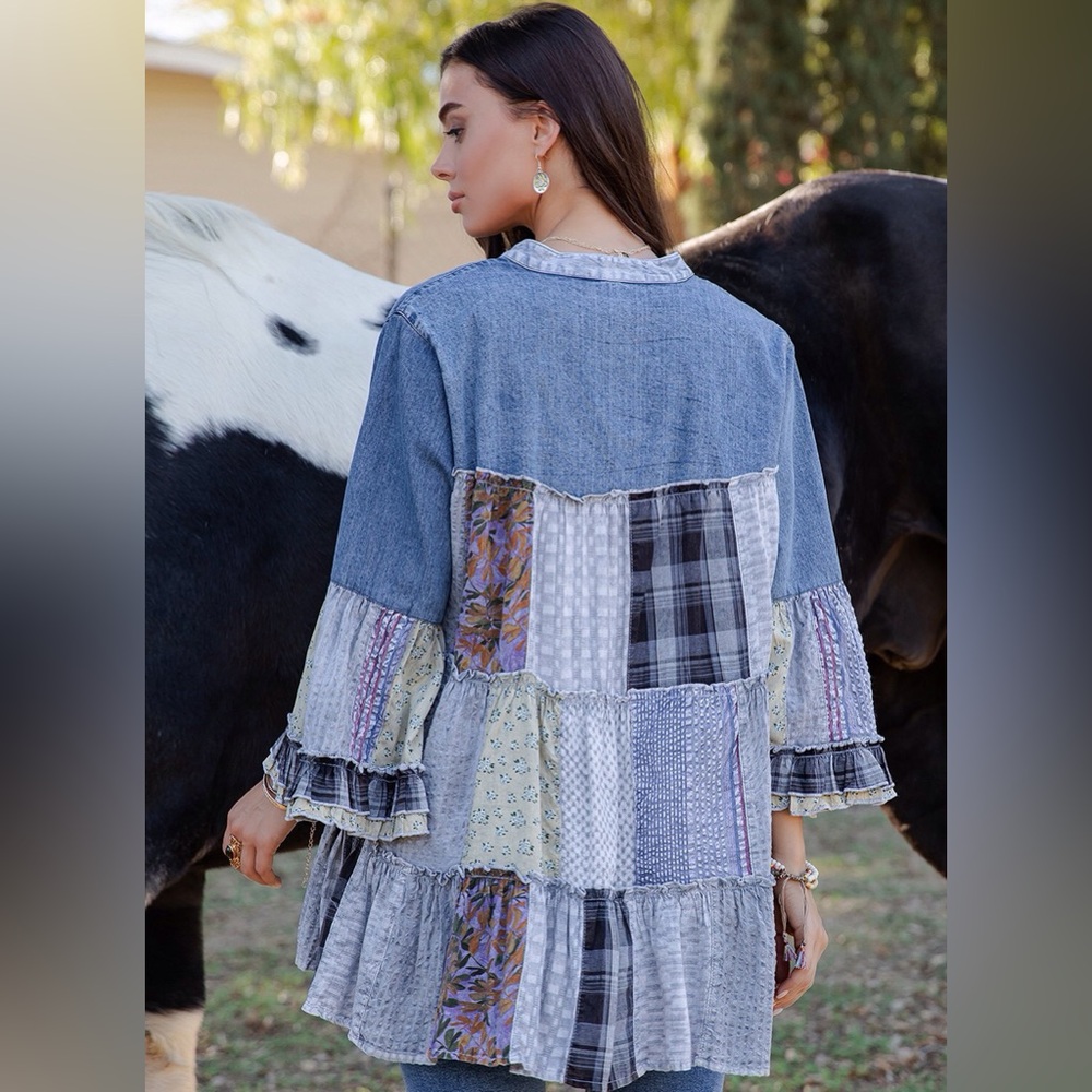 YOUNG THREADS NWT Top Denim Boho Grey Patchwork Size Small - Xlarge